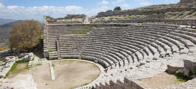 remix of ancient greek theatre