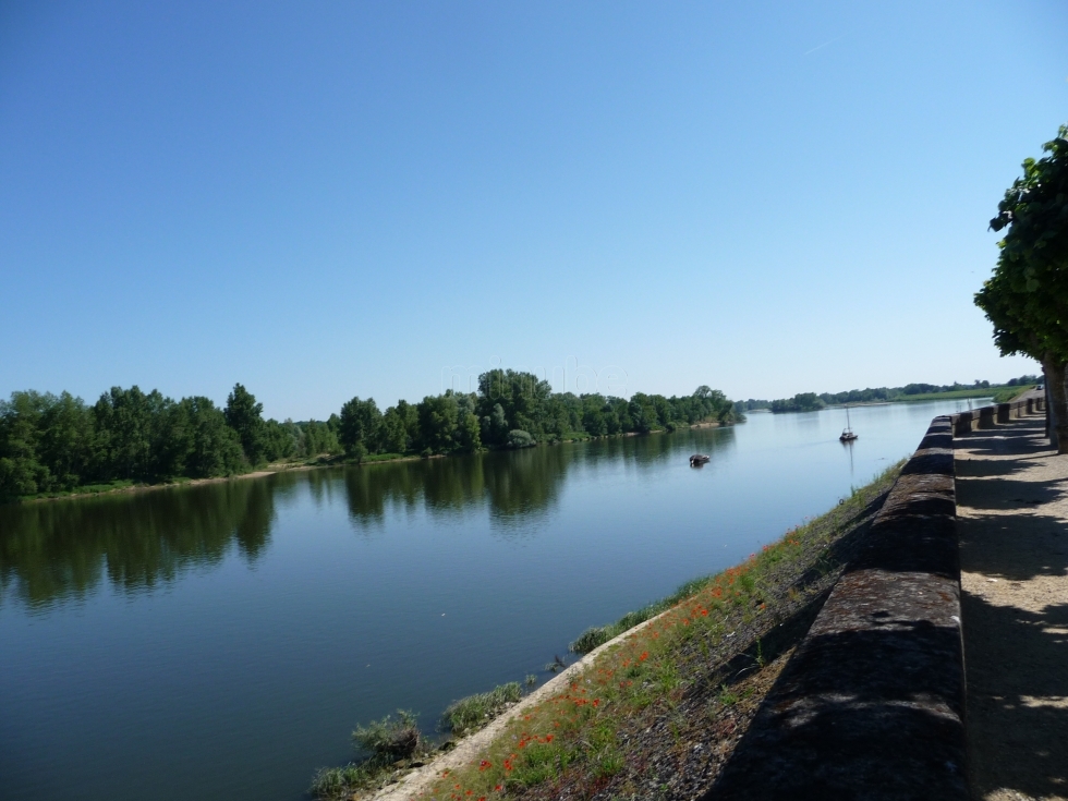 Fiume Che Bagna Germania E Francia