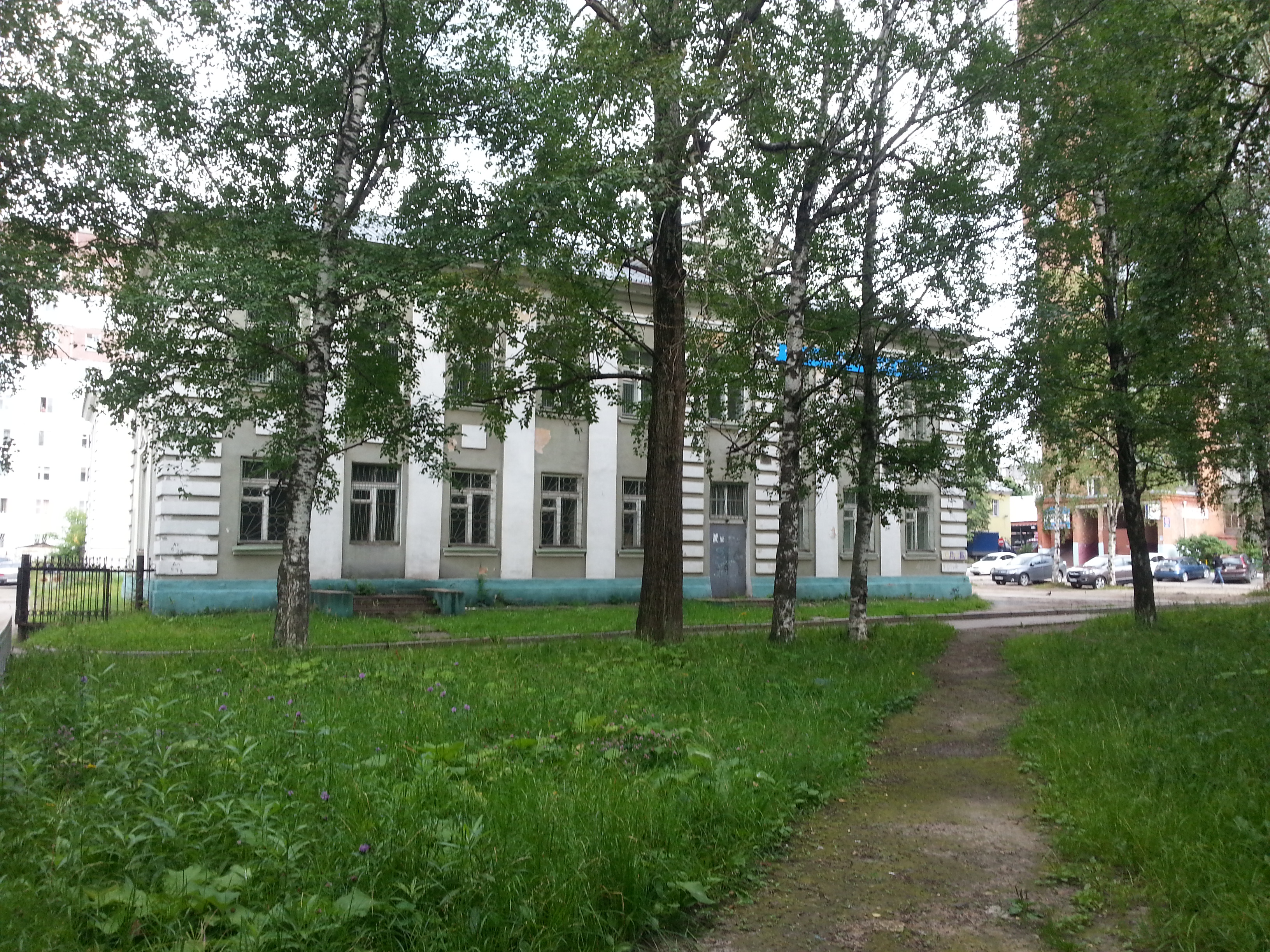 Череповецкий металлургический колледж череповец. Строительный колледж череповец. Медицинский техникум. Череповецкий многопрофильный колледж череповец. Череповецкий медицинский колледж.